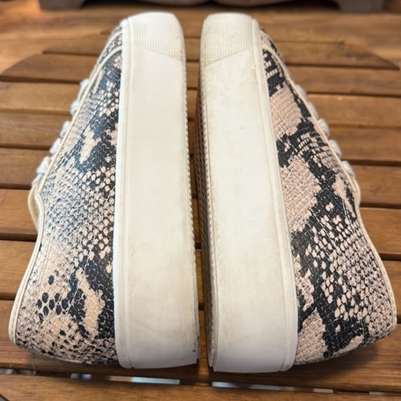 Torrid snake print wide-width platform sneaker. GUC- size 10W. - Picture 4 of 6